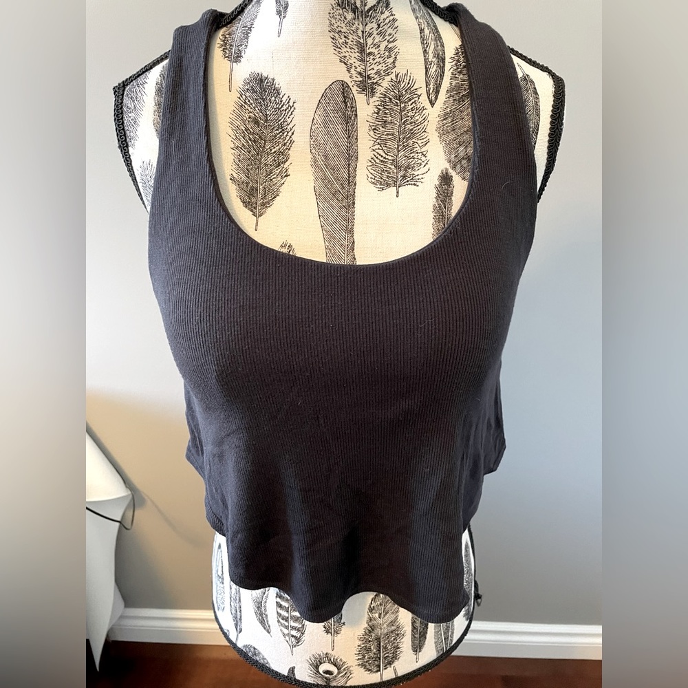 MPG - Cropped Workout Top 🏋️‍♀️